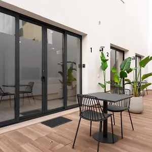 41 - Private Airport, And Center Guest house Faro