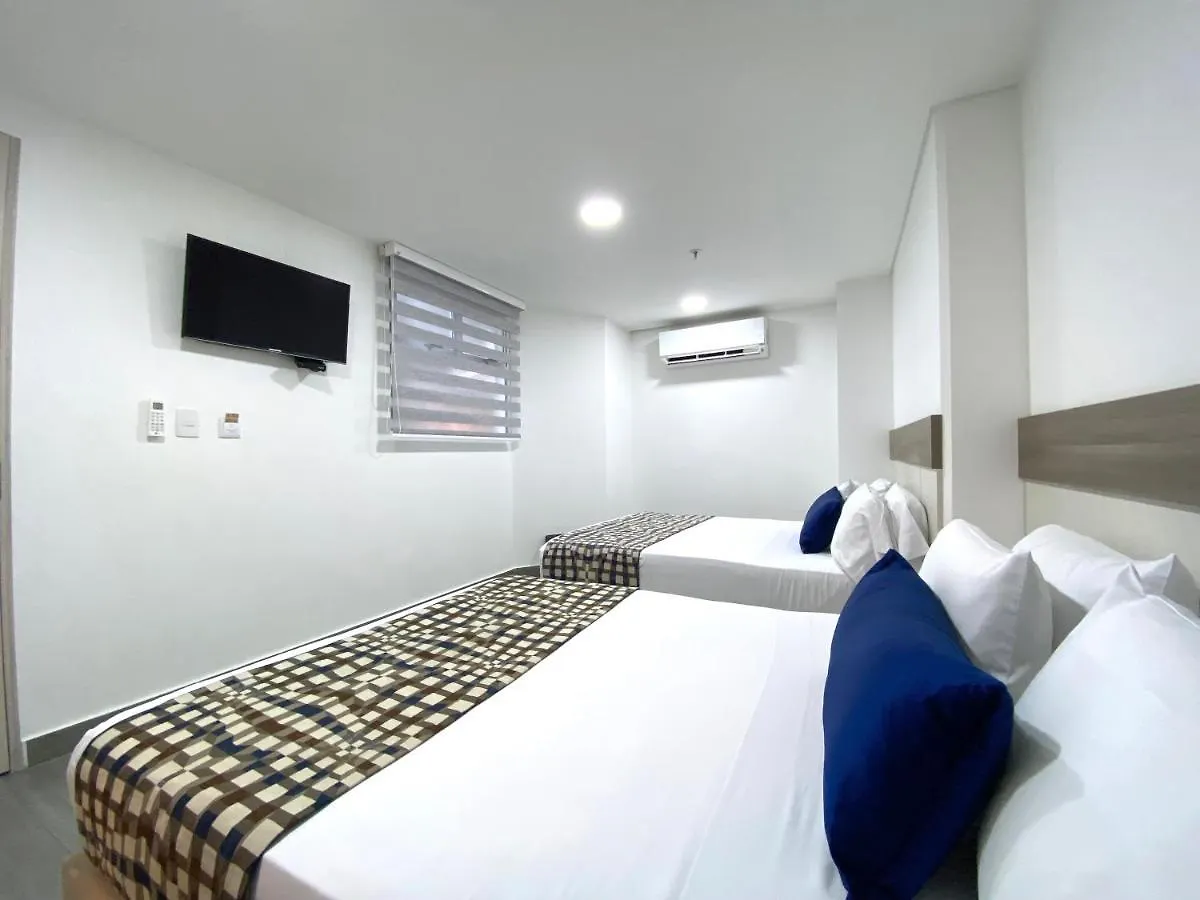מדיין Seven Inn Hotel
