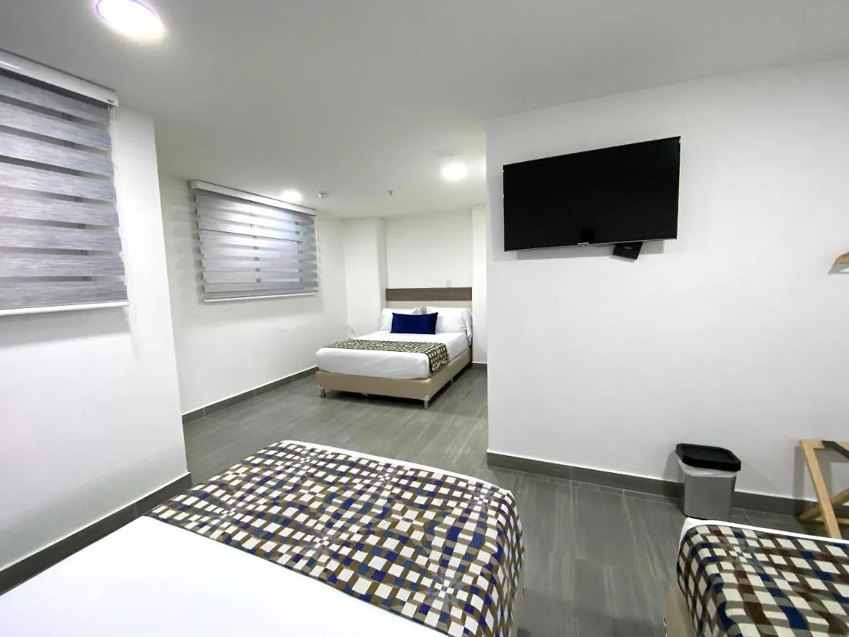 מדיין Seven Inn Hotel