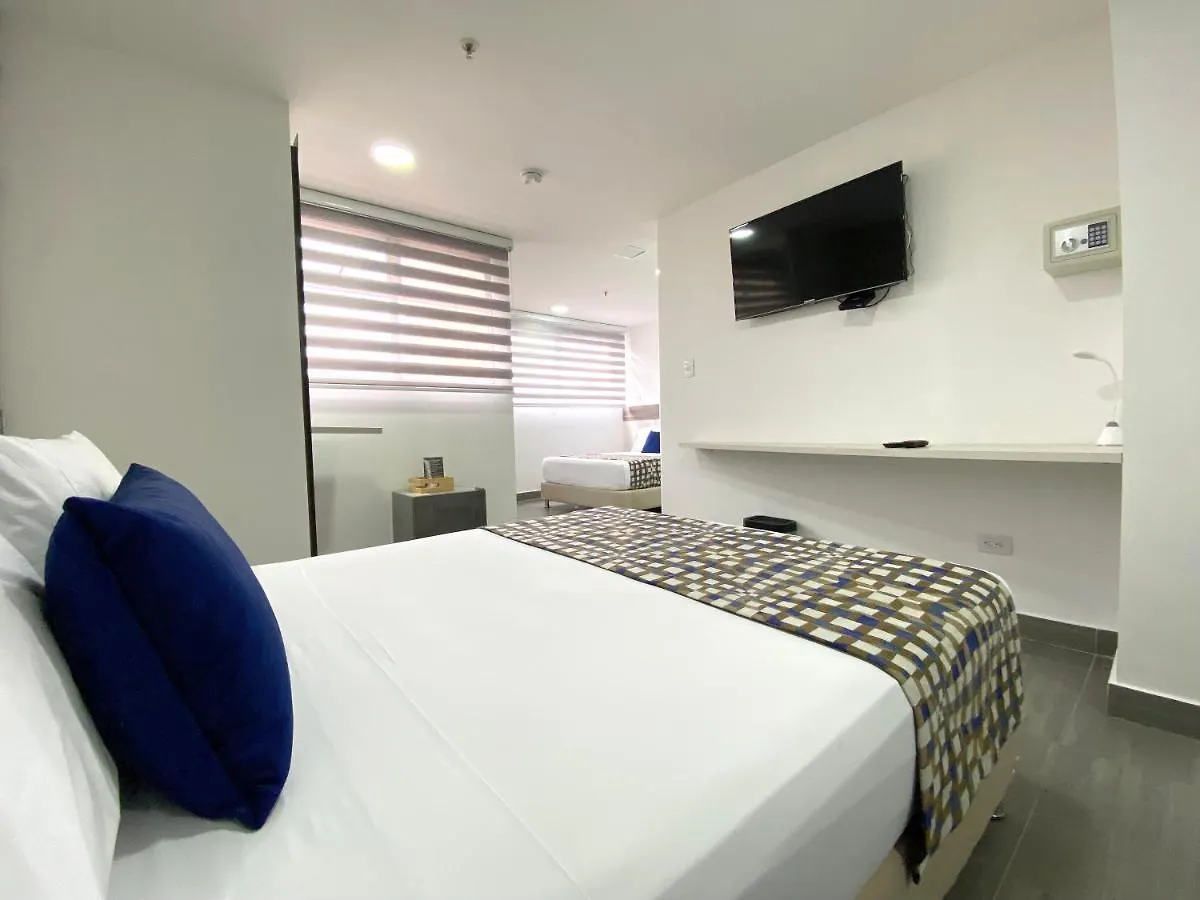 מדיין Seven Inn Hotel 4*,