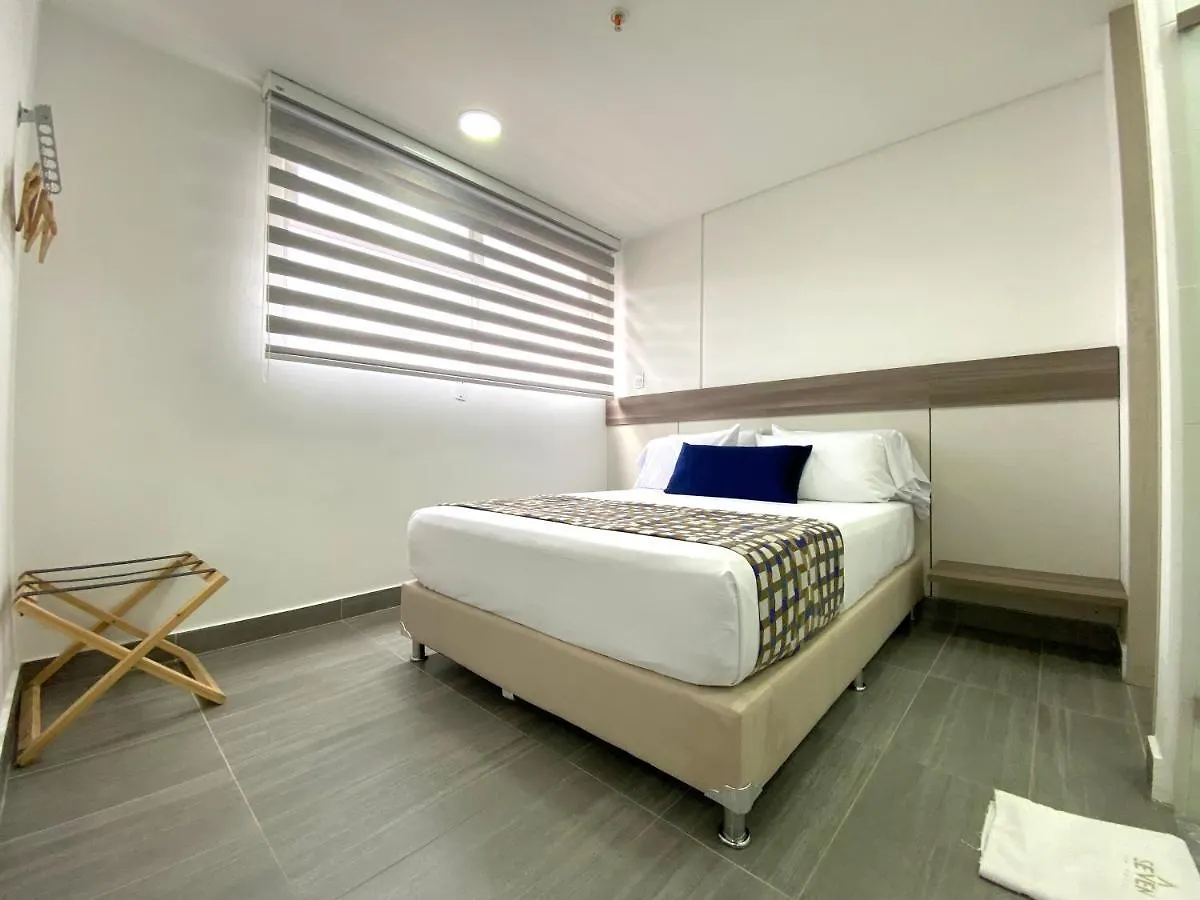 מדיין Seven Inn Hotel