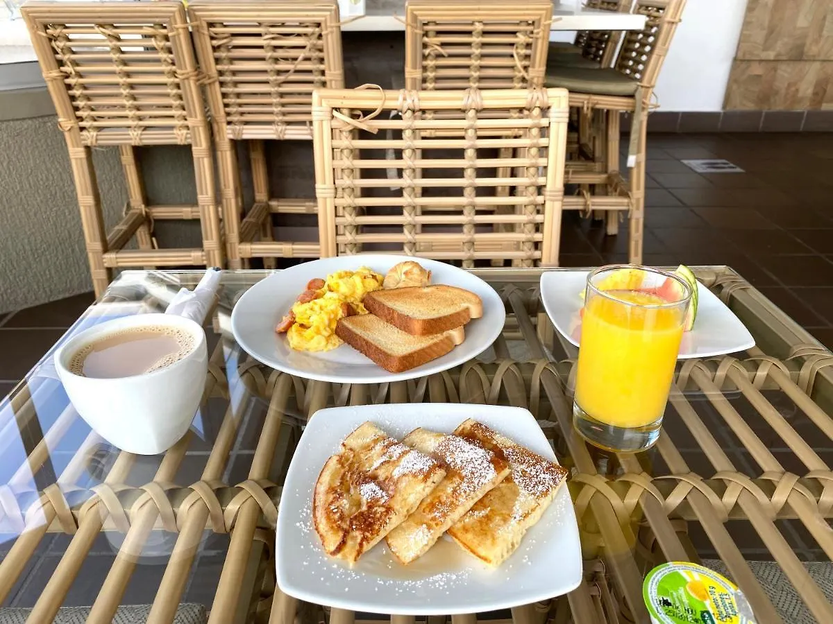 מדיין Seven Inn Hotel 4*,
